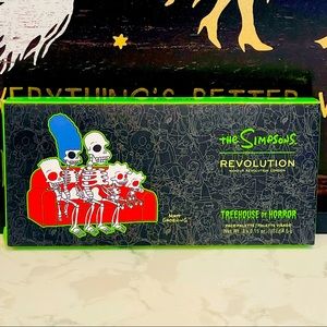 Makeup Revolution The Simpsons Treehouse of Horror Face Palette Spooktacular